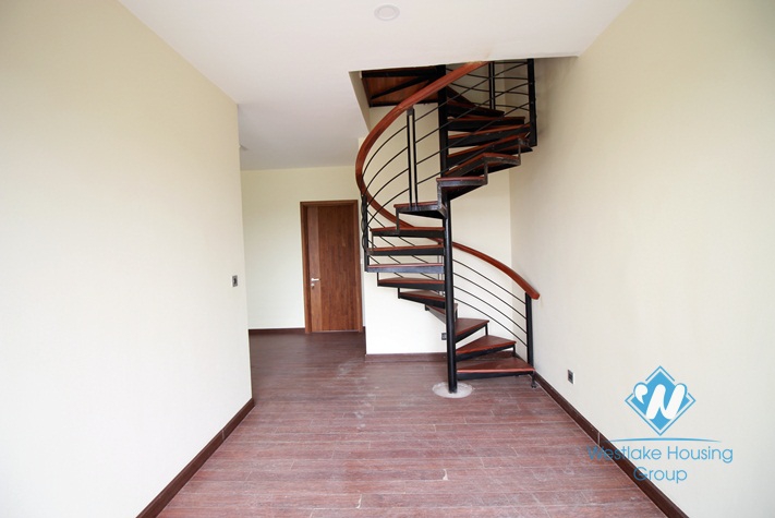 Gorgeous swimming pool villa rental in Ciputra